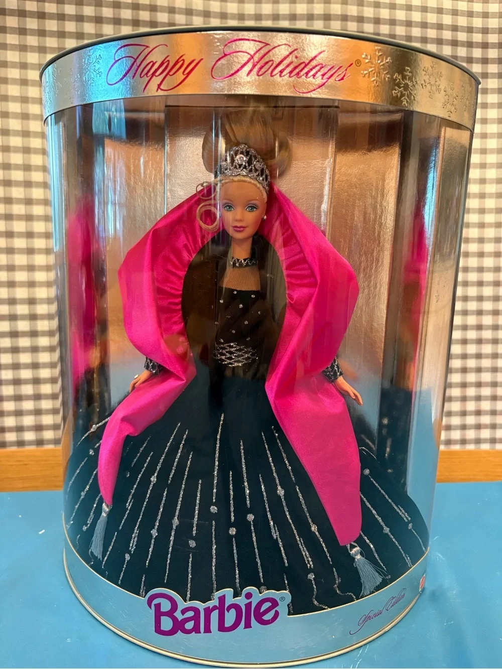 Mattel Barbie Happy Holidays Special Edition Doll 1998 NIB